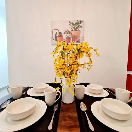 8 Guest 3 Room Oug A1 Old Klang Bkt Jalil Pavilion Stadium Mid Valley Bangsar Puchong Ioi Kuala Lumpur Exterior photo