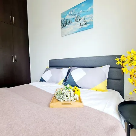 8 Guest 3 Room Oug A1 Old Klang Bkt Jalil Pavilion Stadium Mid Valley Bangsar Puchong Ioi Kuala Lumpur Exterior photo