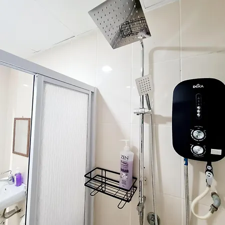 8 Guest 3 Room Oug A1 Old Klang Bkt Jalil Pavilion Stadium Mid Valley Bangsar Puchong Ioi Kuala Lumpur Exterior photo