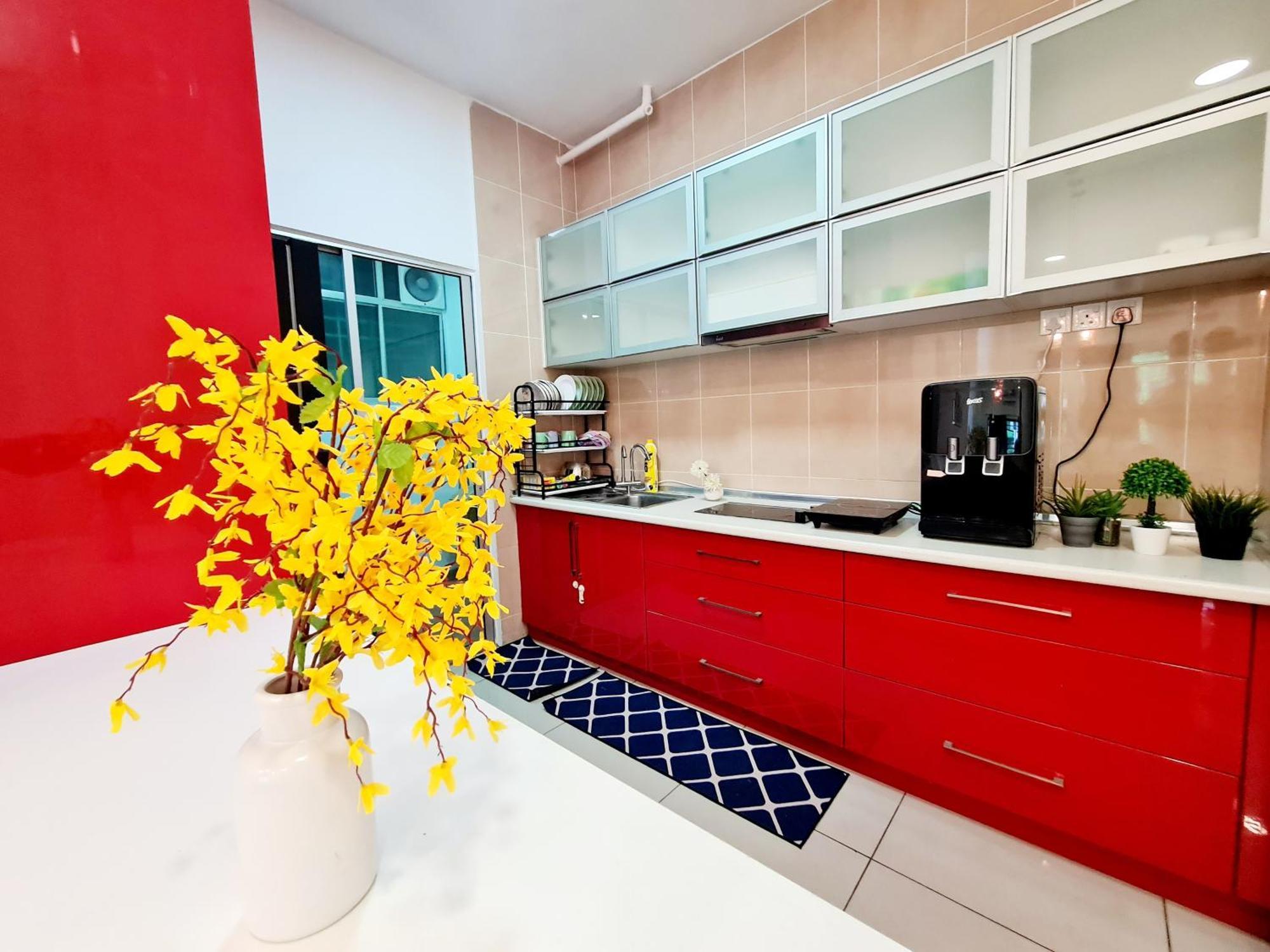 8 Guest 3 Oug A1 Old Klang Bkt Jalil Pavilion Stadium Mid Valley Bangsar Puchong Ioi * Kuala Lumpur